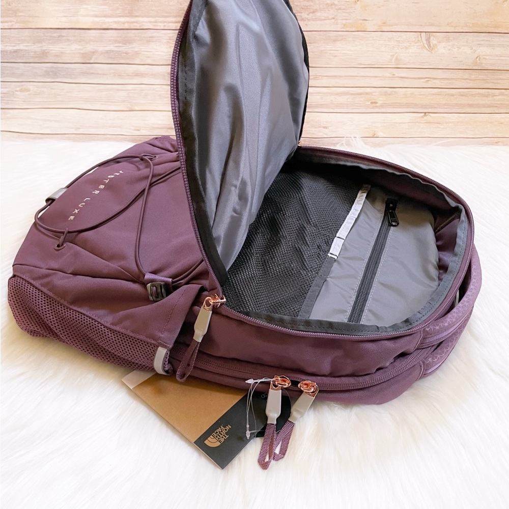 The North Face Women’s Jester Luxe 27 Liter Backpack In Midnight Mauve - Picture 5 of 7